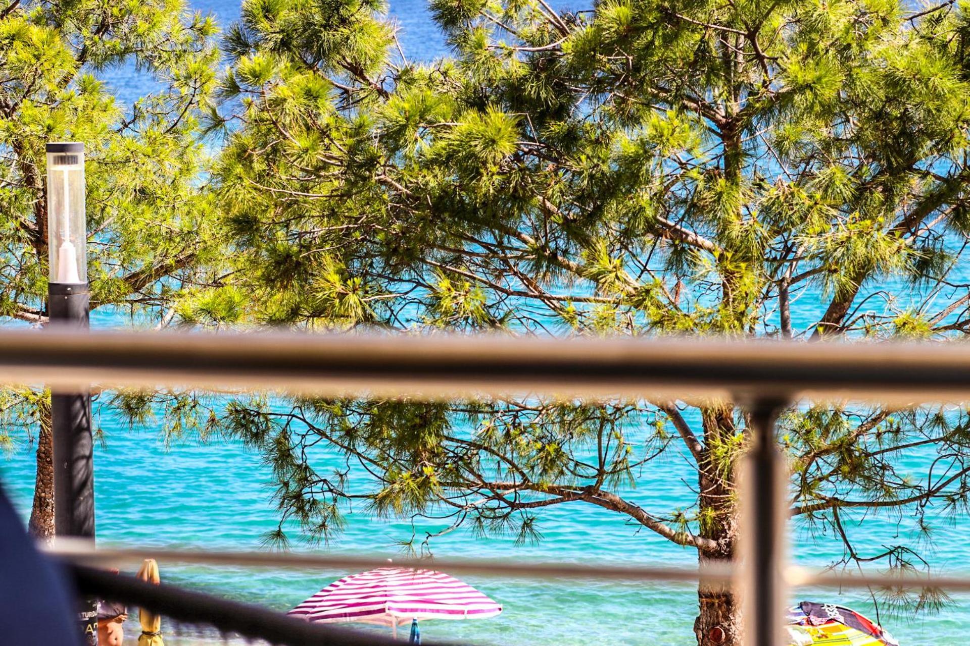 Hercules Sea View Himare Bagian luar foto